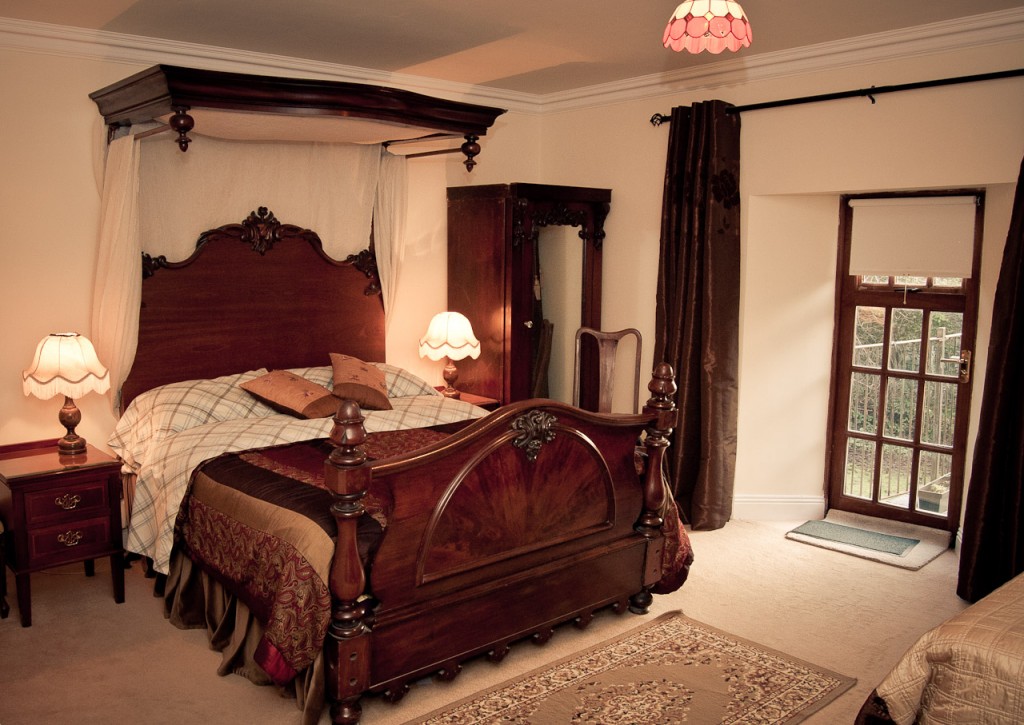 bedroom photo of historic guesthouse Newpark House in Ennis, Co Clare