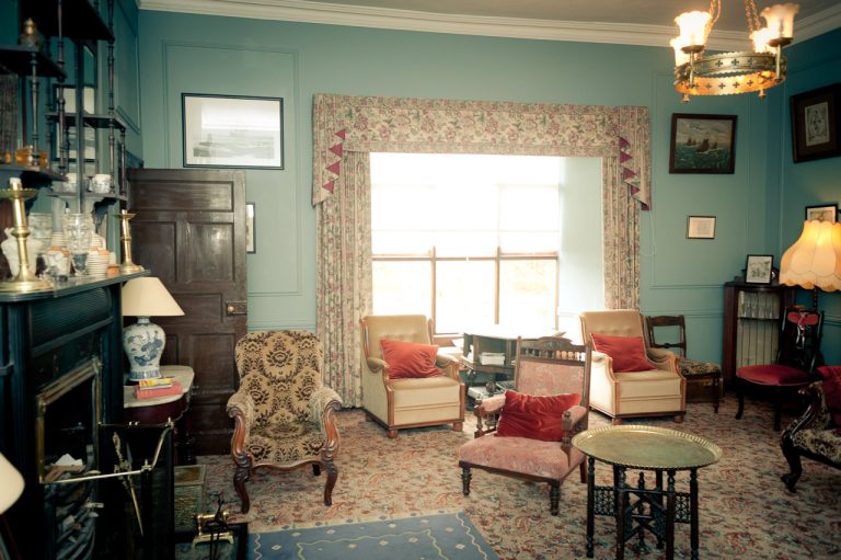 photo of the sitting room of historic guesthouse Newpark House in Ennis, Co Clare