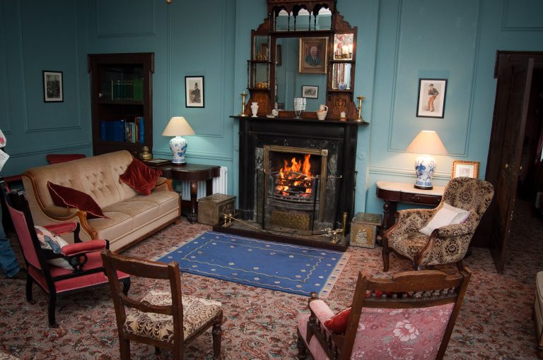 photo of the siting room of historic guesthouse Newpark House in Ennis, Co Clare